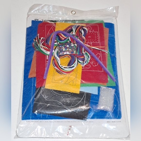 Felt Works Applique by Dimensions Christmas Crafts 2 Piece Set NWT - Picture 3 of 7